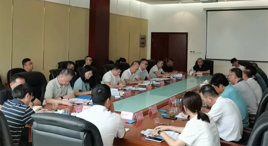 強化標準引領 賦能產業發展：濃香型白酒名優老窖池系列團體標準技術審查會順利召開