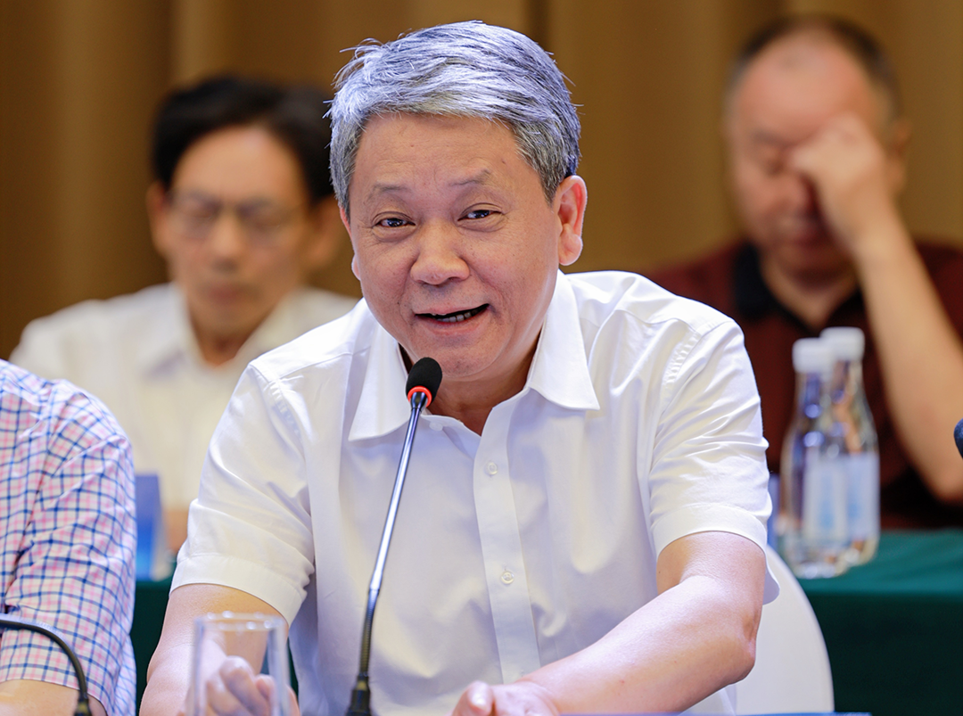 丁远怀：我非常反对白酒过度“低度化”