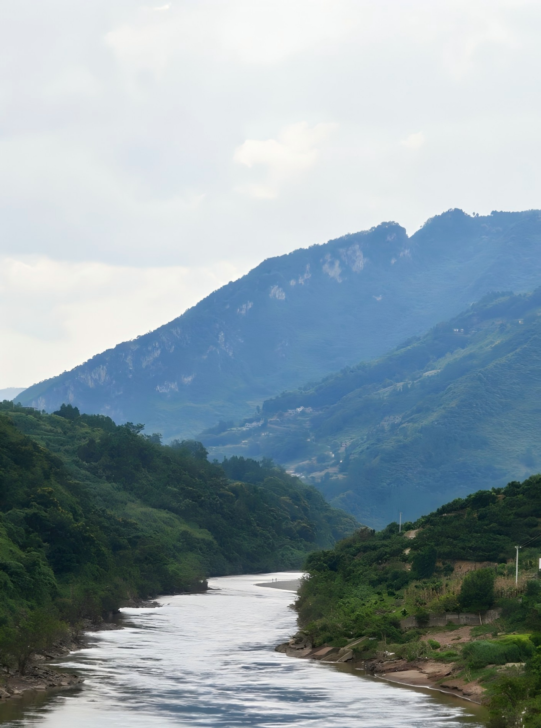 徐岩/宋全厚/邱树毅/张百平/陈建生/杜海，在赤水河上游呼吁白酒个性化