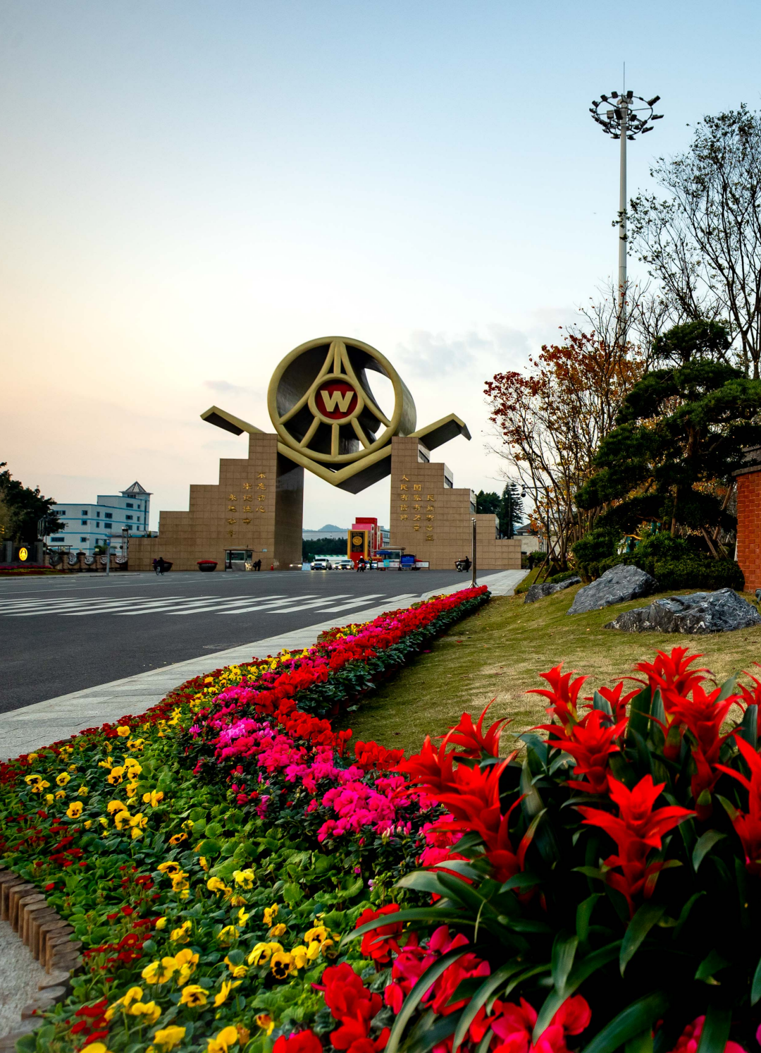 年报之外：以地理、科学之眼，重估五粮液