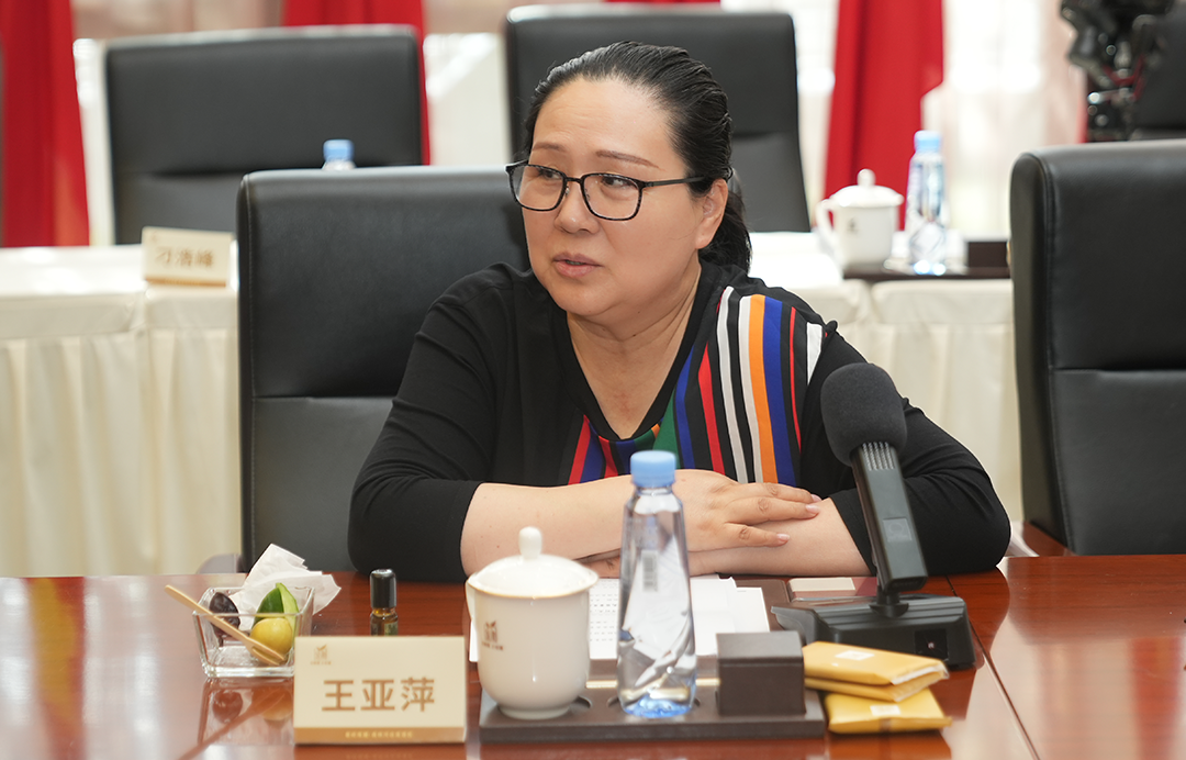 王亚萍：期待“五好”金徽打造深圳样板市场