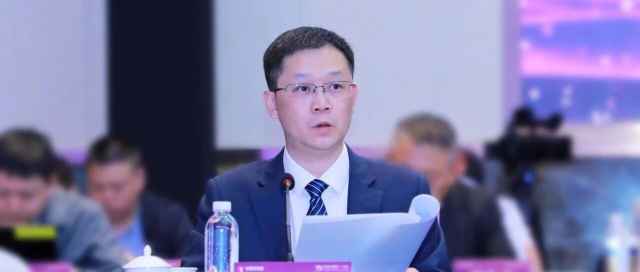 汪地强T9圆桌会分享：新而不忘本、新而不迷离、新而不作秀